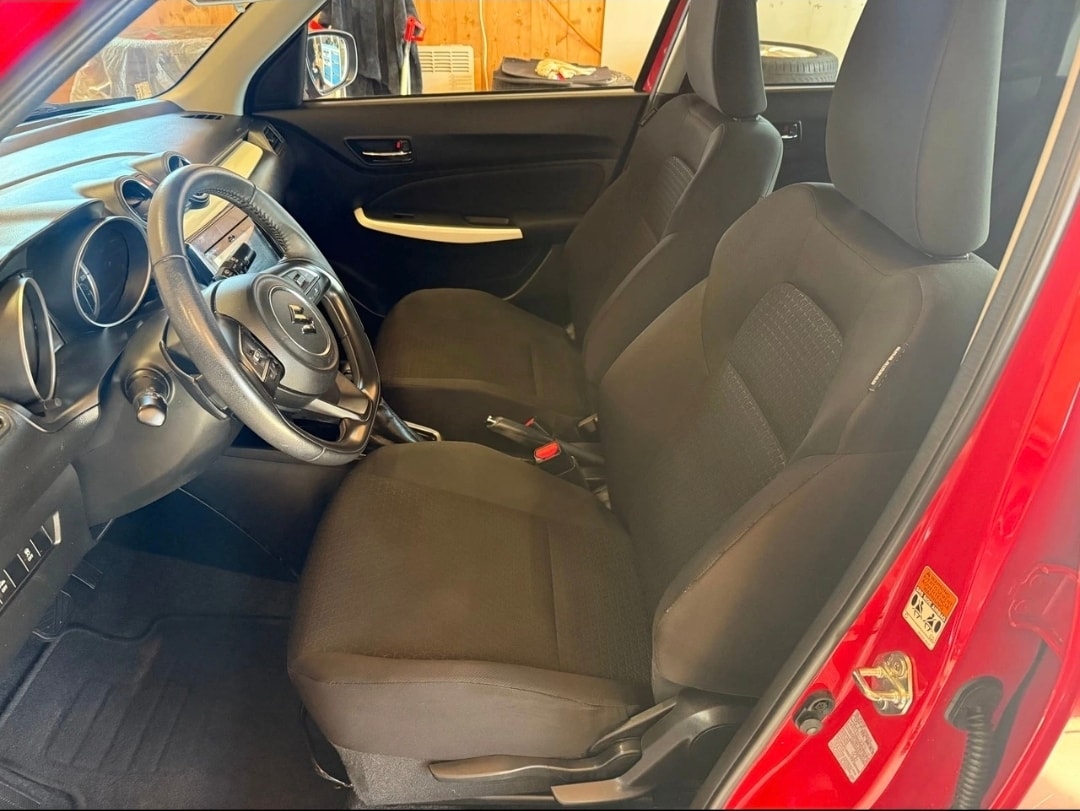 SUZUKI Swift 1.0 12V Compact Top Automatic-image-6