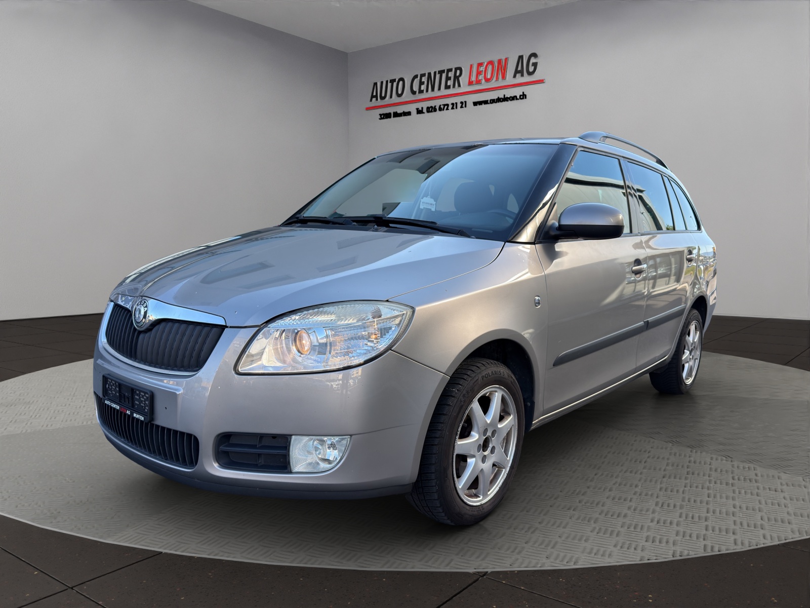 SKODA Fabia 1.6 Ambiente-showroom-element-1