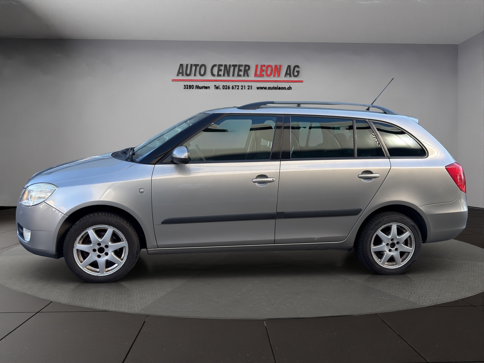 SKODA Fabia 1.6 Ambiente-showroom-element-2