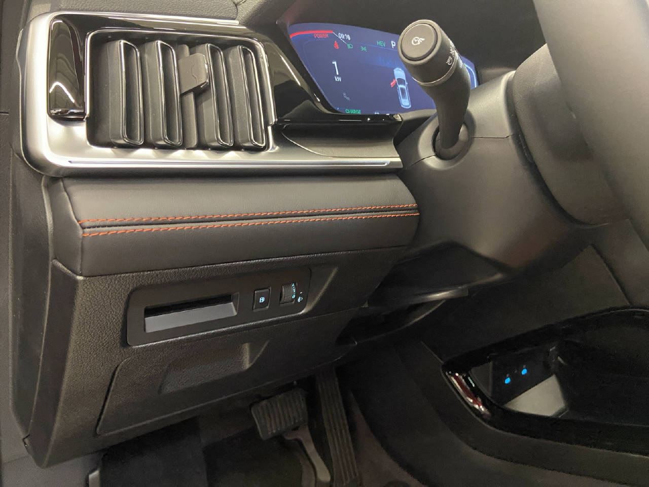 BYD Seal U DM-i Design AWD-image-11
