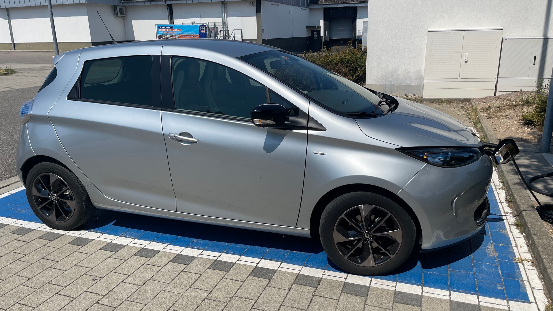 RENAULT R110 Bose inkl. Batterie-image-0