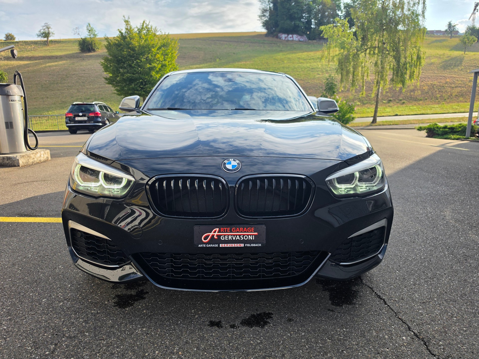 BMW M140i xDrive Steptronic-image-1