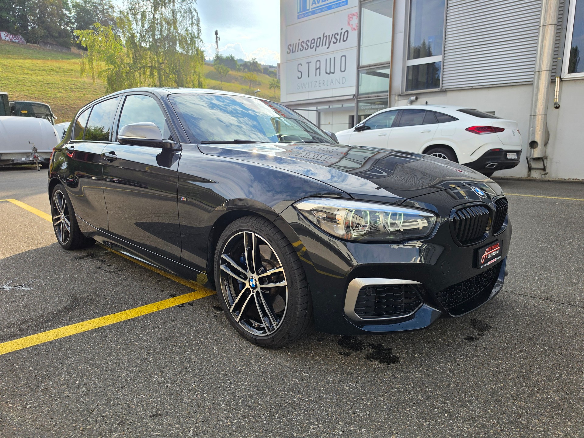 BMW M140i xDrive Steptronic-image-2