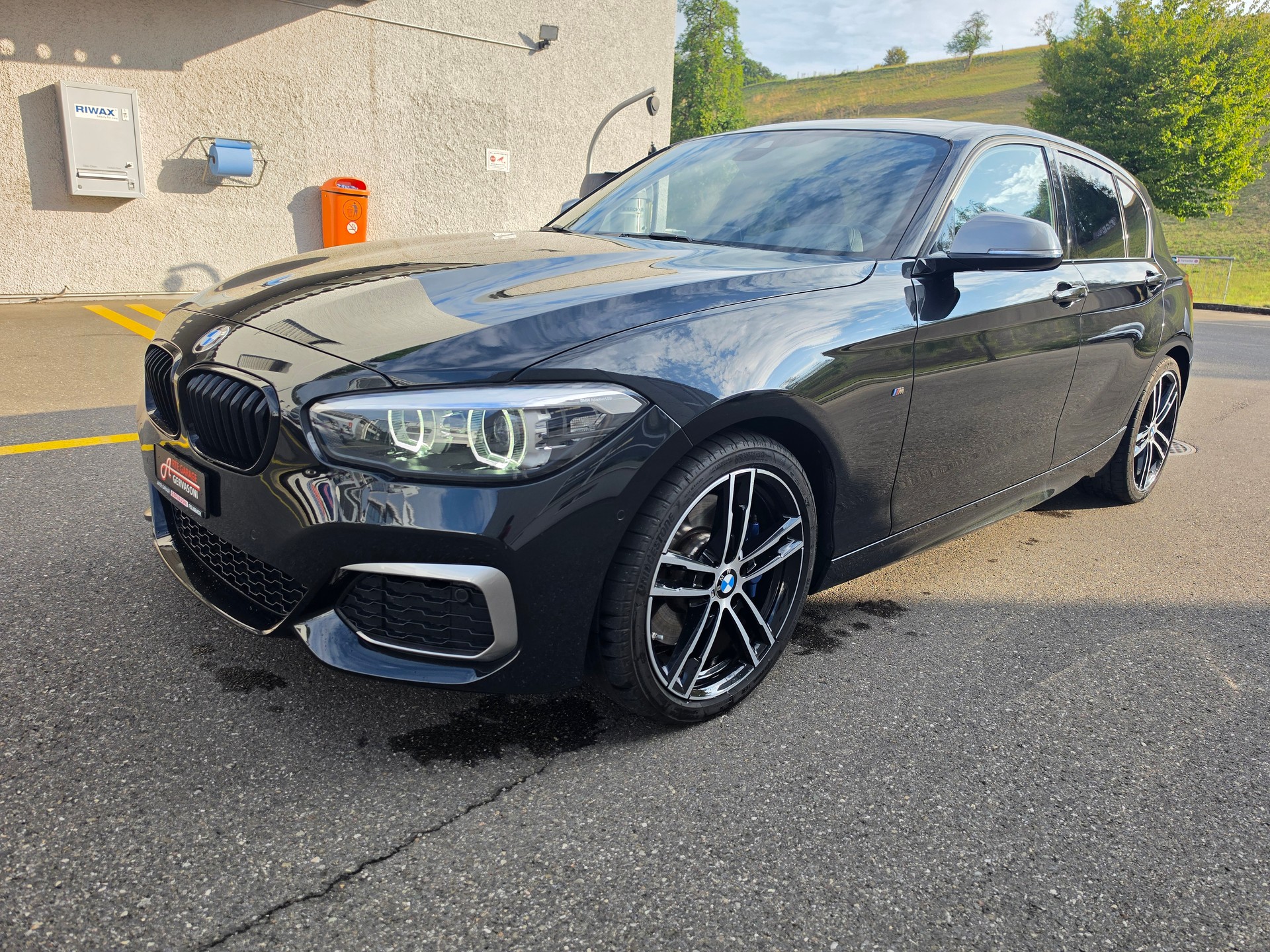 BMW M140i xDrive Steptronic-image-0