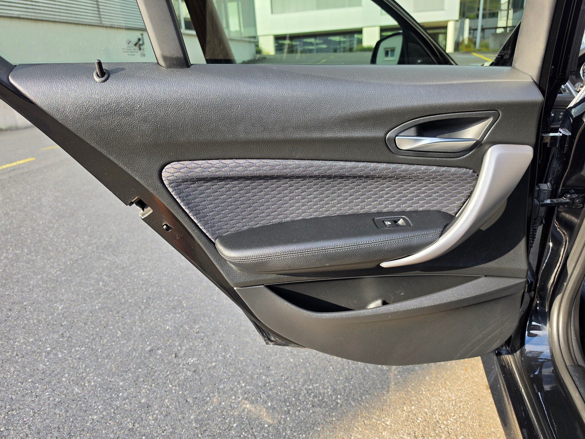 BMW M140i xDrive Steptronic-image-14
