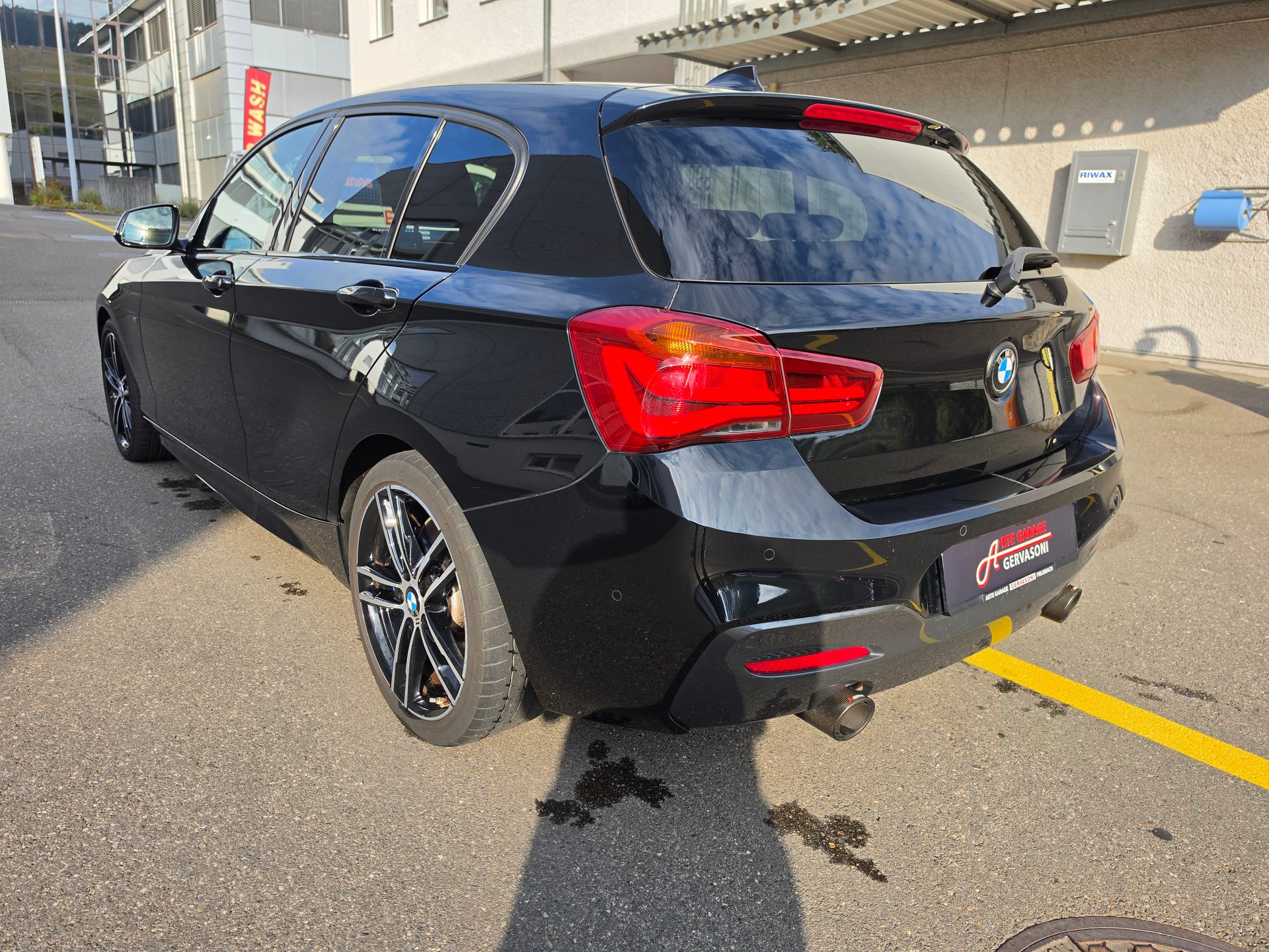 BMW M140i xDrive Steptronic-image-6