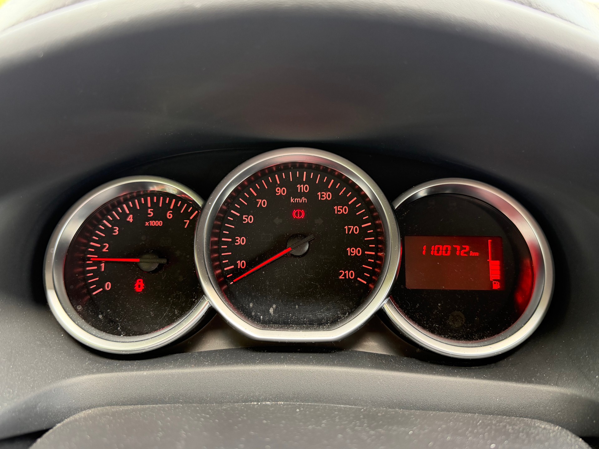 DACIA Sandero Tce 100 Celebration-image-12