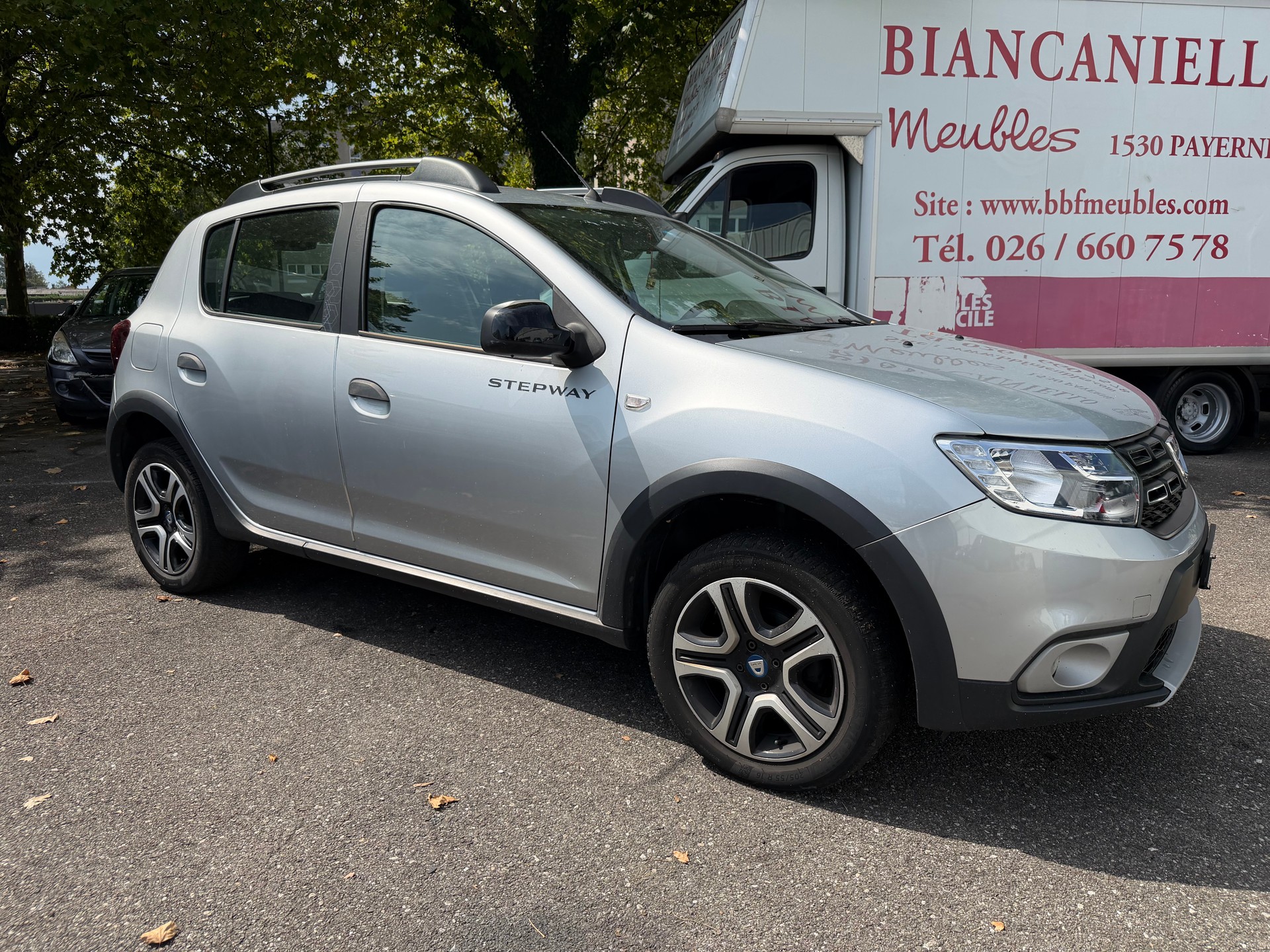DACIA Sandero Tce 100 Celebration-image-3