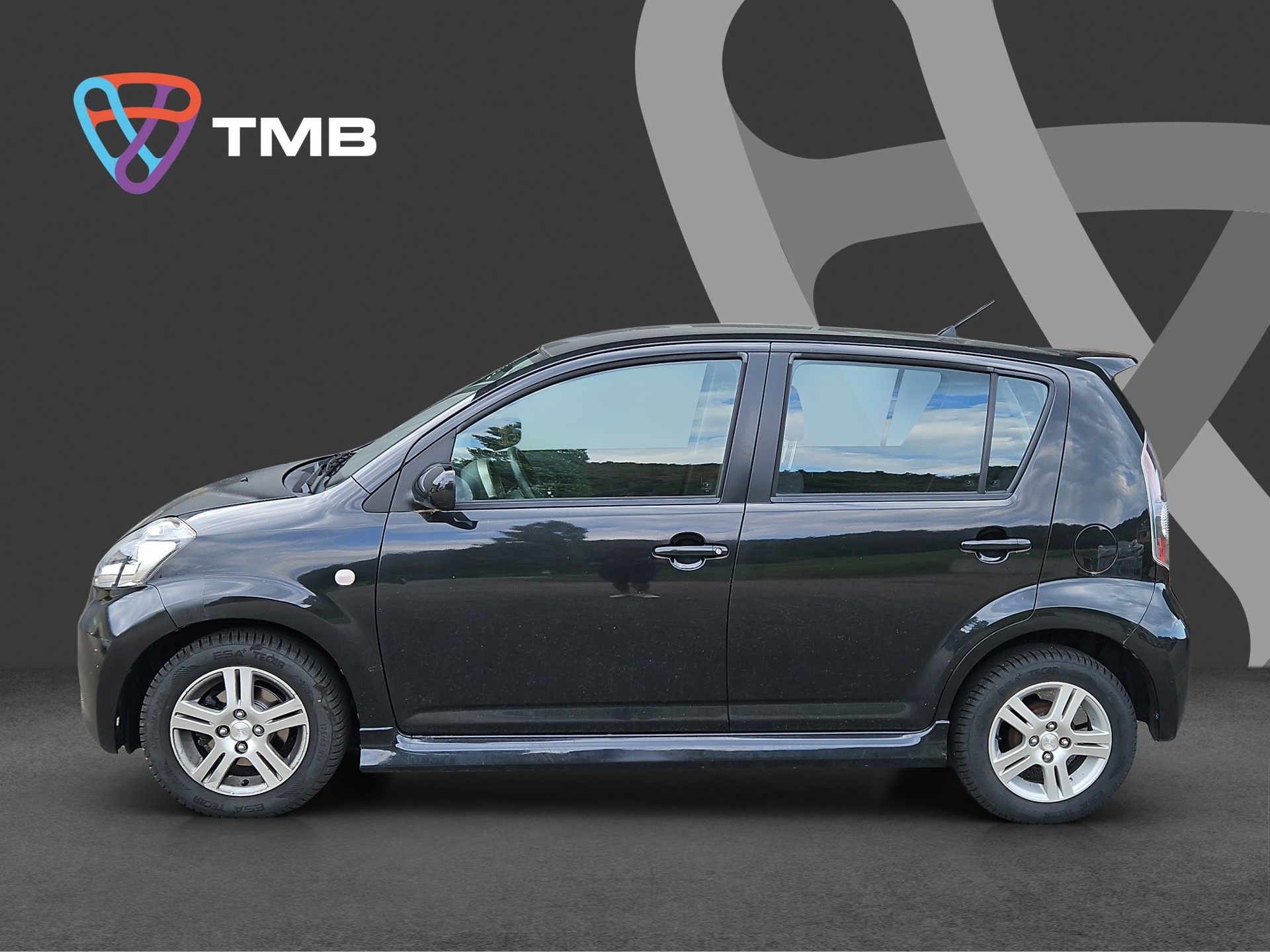 DAIHATSU Sirion 1.3 S eco-4WD Automatic-image-1