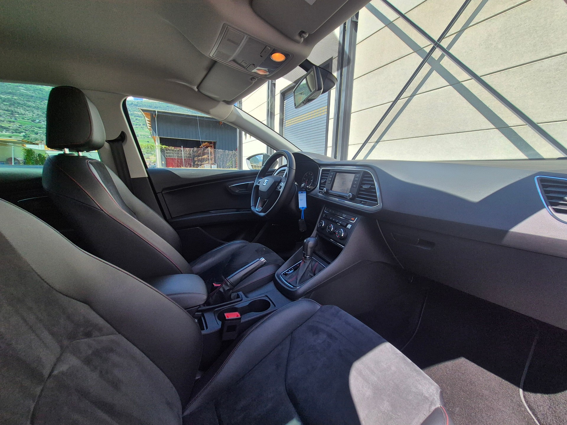 SEAT Leon 1.8 TSI FR Line DSG-image-7