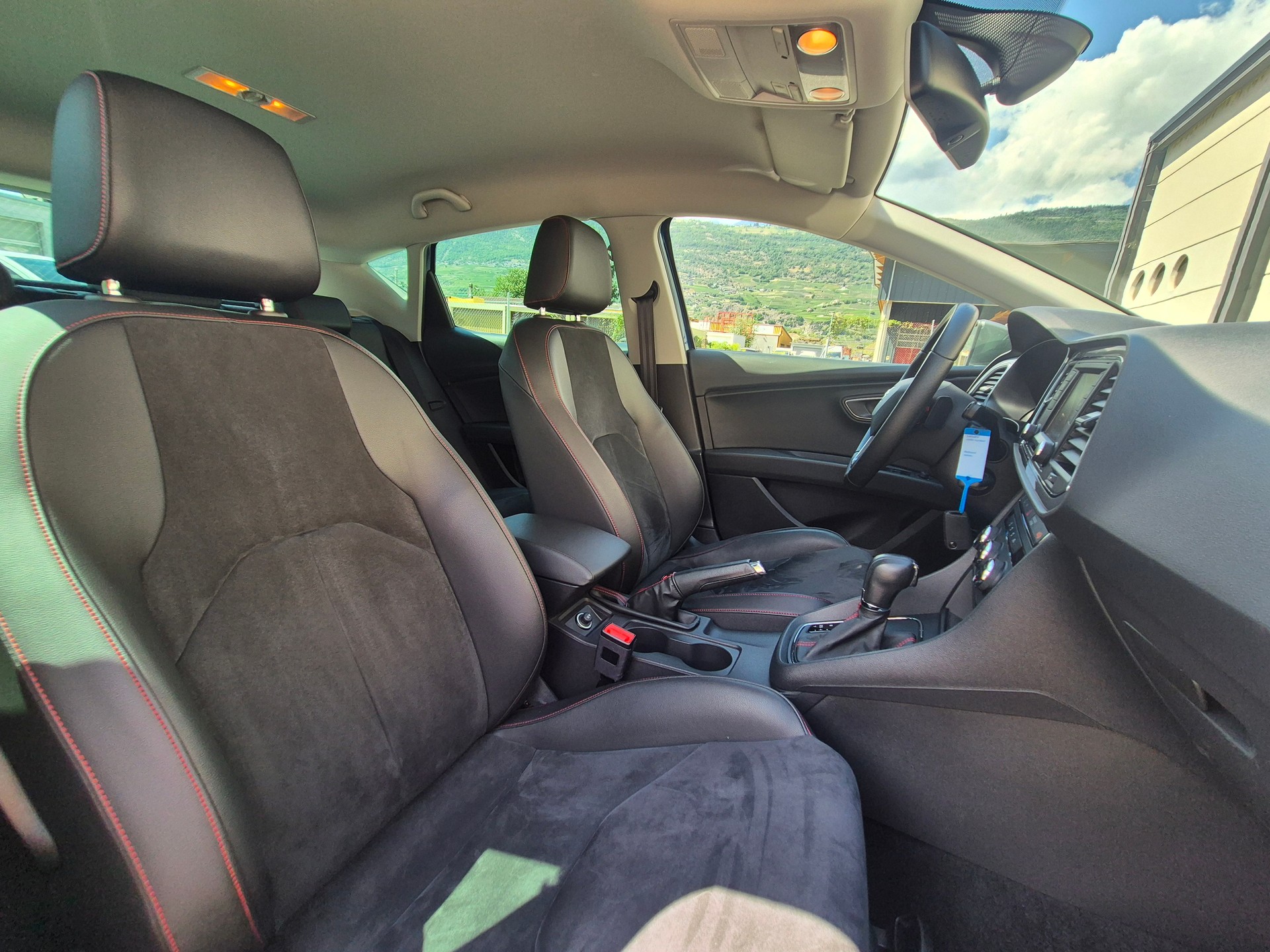 SEAT Leon 1.8 TSI FR Line DSG-image-8