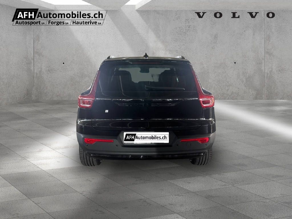 VOLVO EX40 Twin Black Edition AWD-showroom-element-3