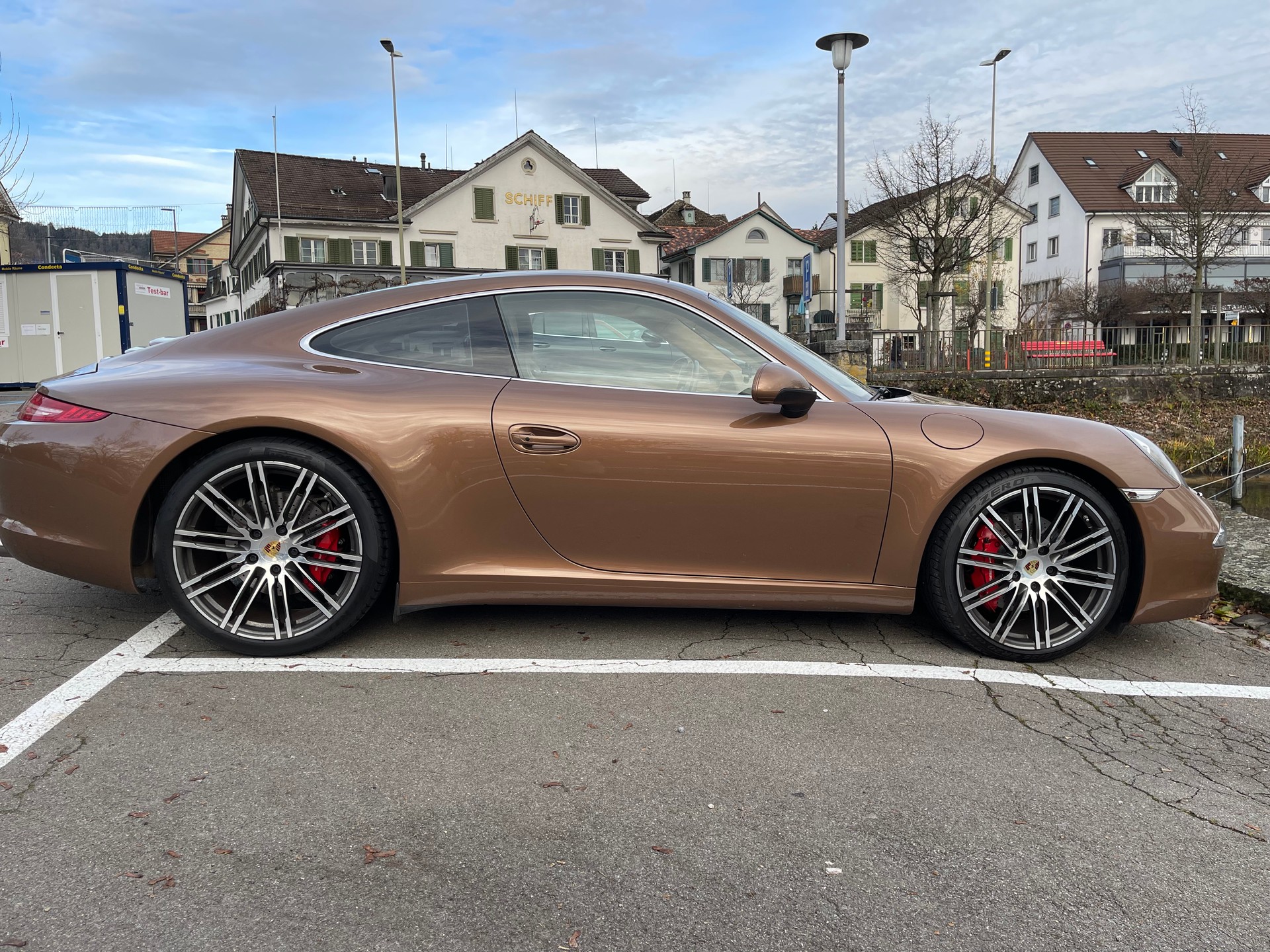 PORSCHE Carrera S-image-1