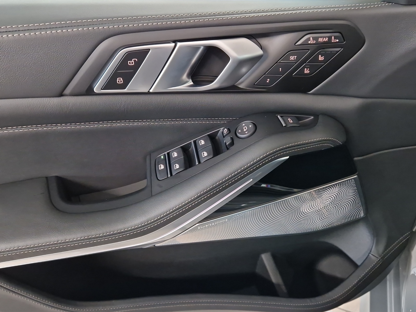 BMW X7 xDrive 40d M Sport Pro-image-11