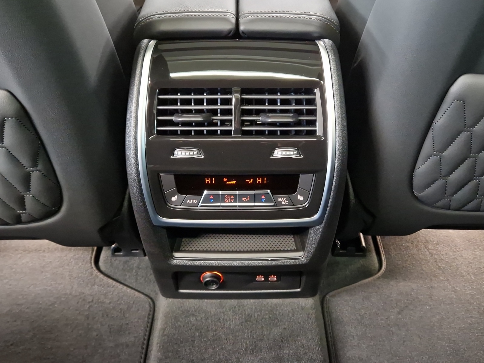 BMW X7 xDrive 40d M Sport Pro-image-18