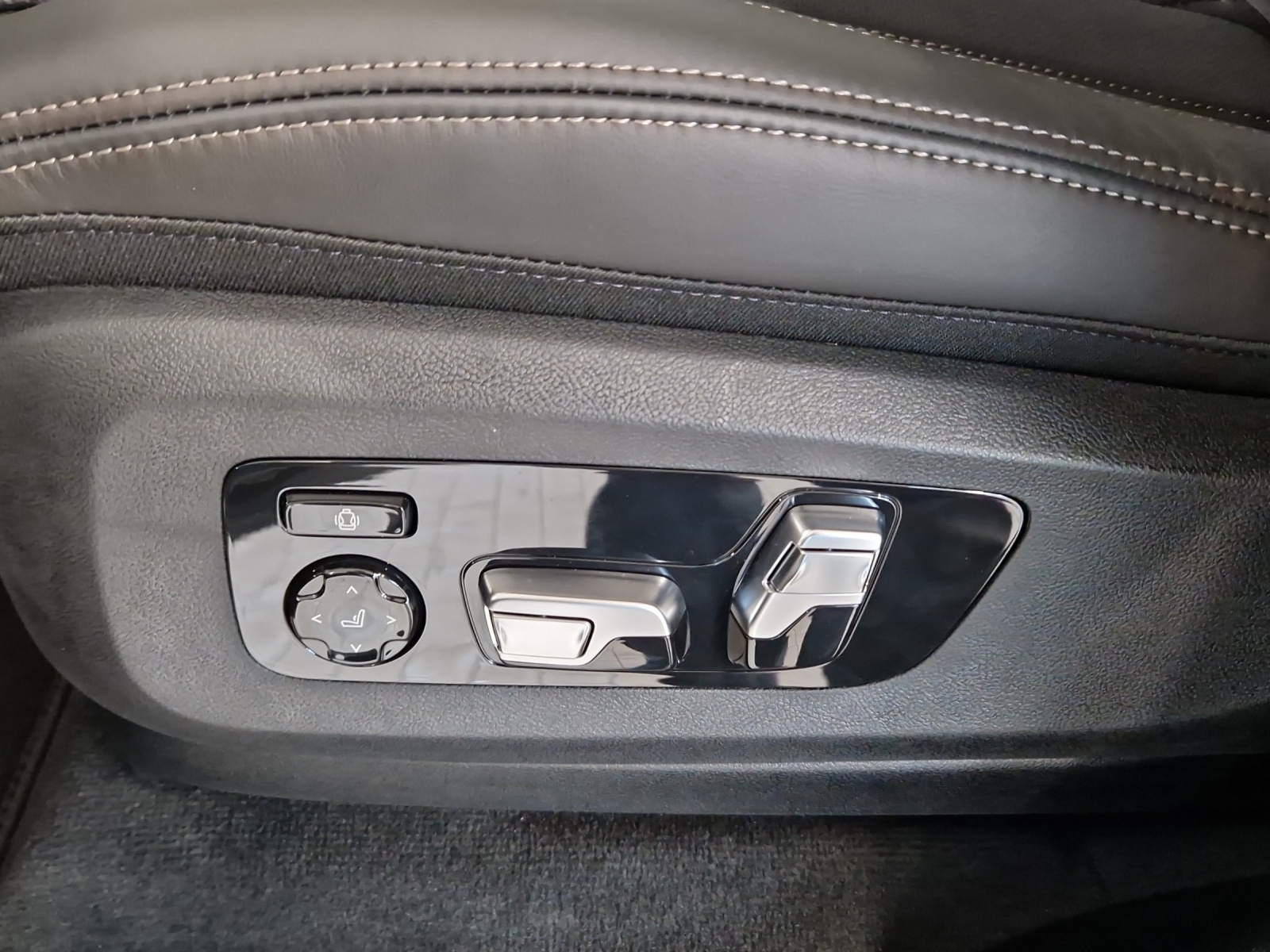 BMW X7 xDrive 40d M Sport Pro-image-12