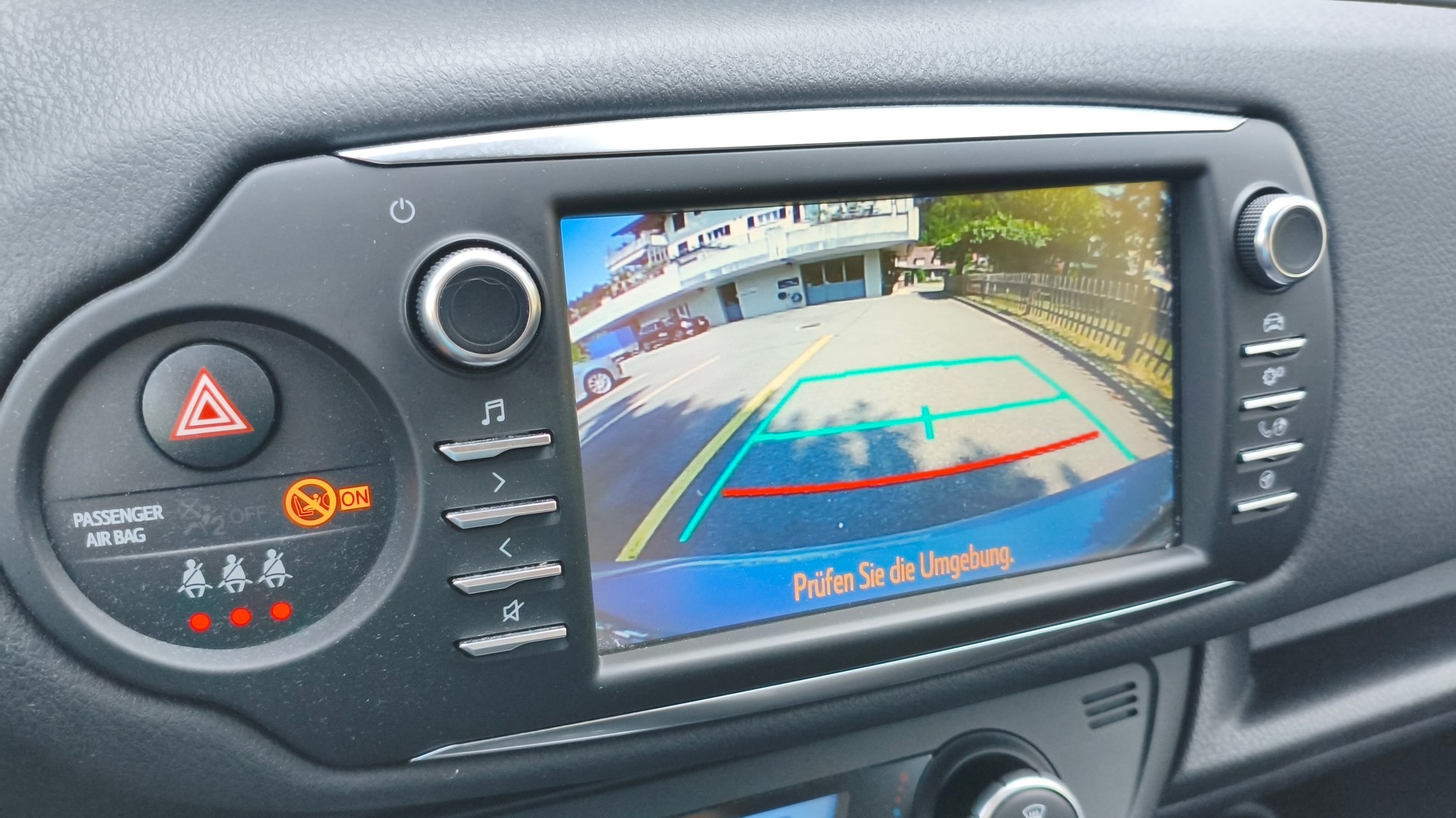 TOYOTA Yaris 1.5 Trend-image-12