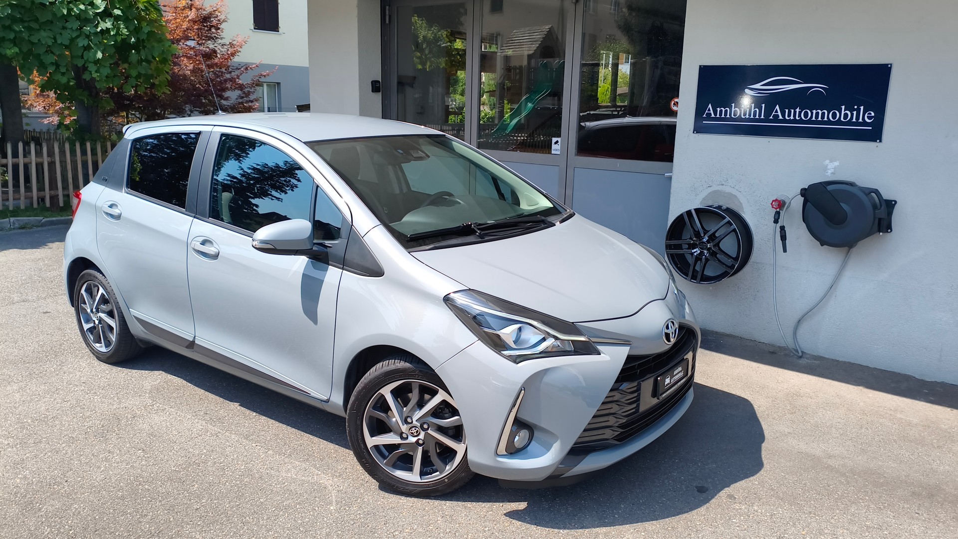 TOYOTA Yaris 1.5 Trend-image-0