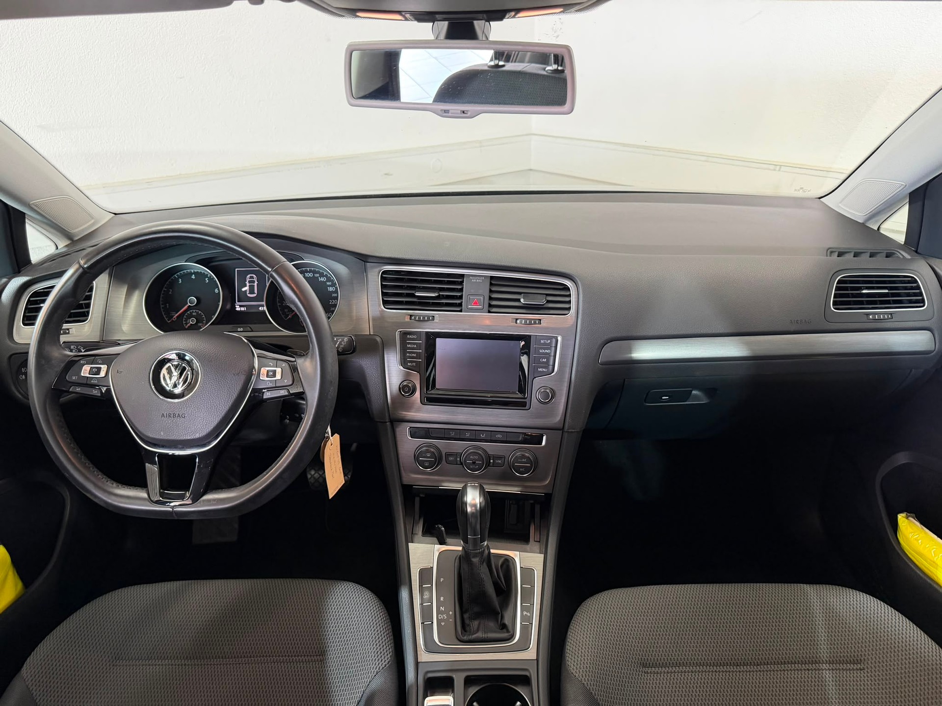 VW Golf 1.2 TSI Comfortline DSG-image-9