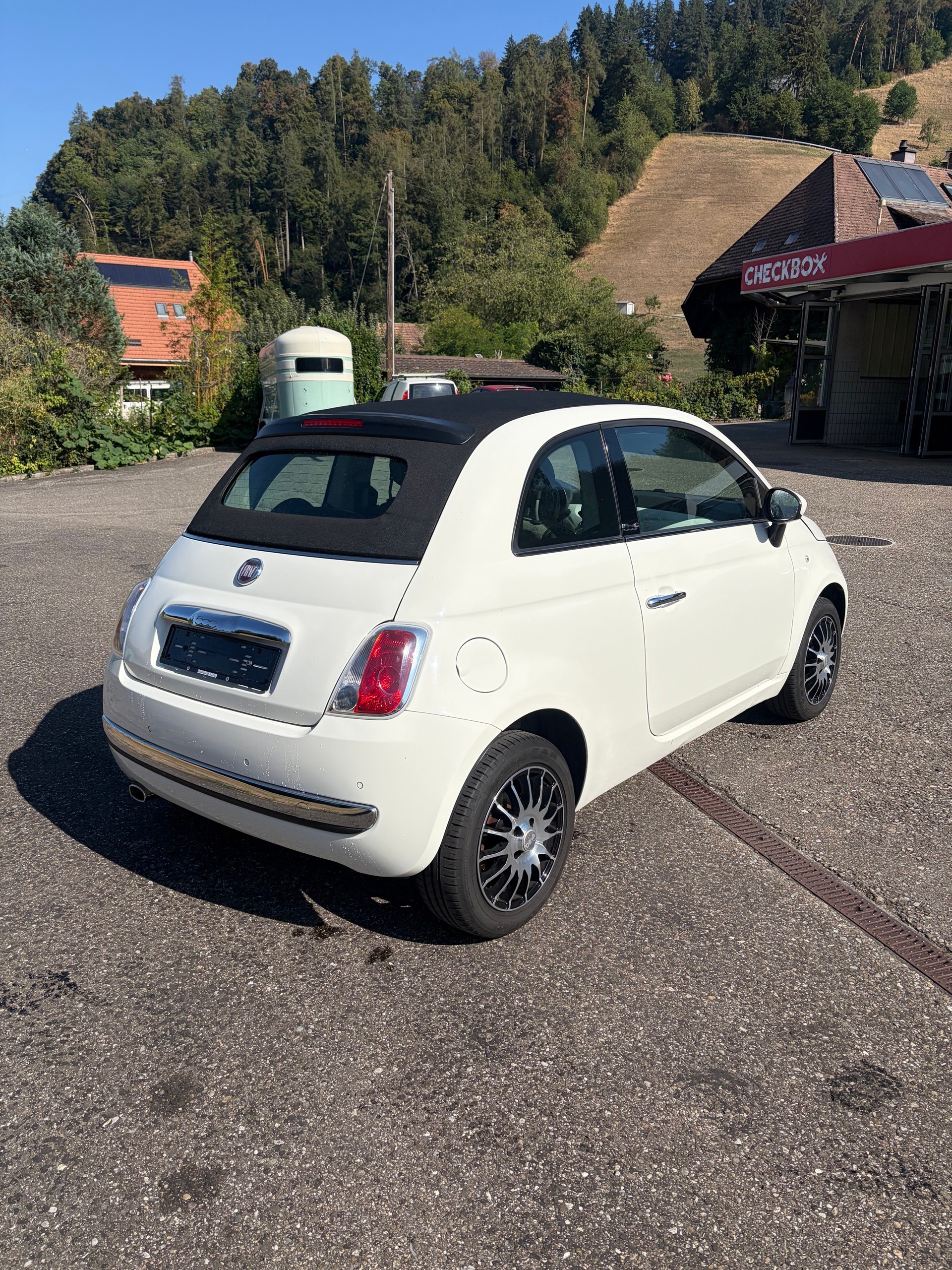 FIAT 500 1.4 16V Lounge-image-4