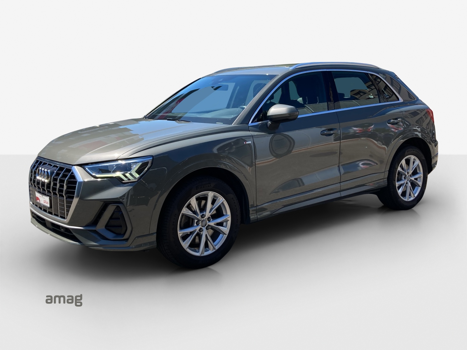 AUDI Q3 40 TFSI S line quattro S-tronic-image-0