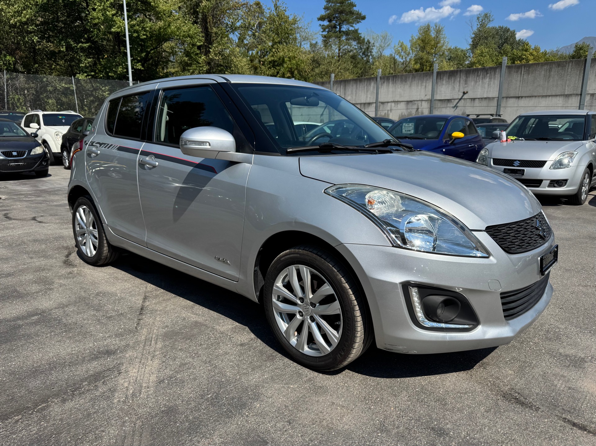 SUZUKI Swift 1.2i 16V PizSulai Top 4x4-image-1