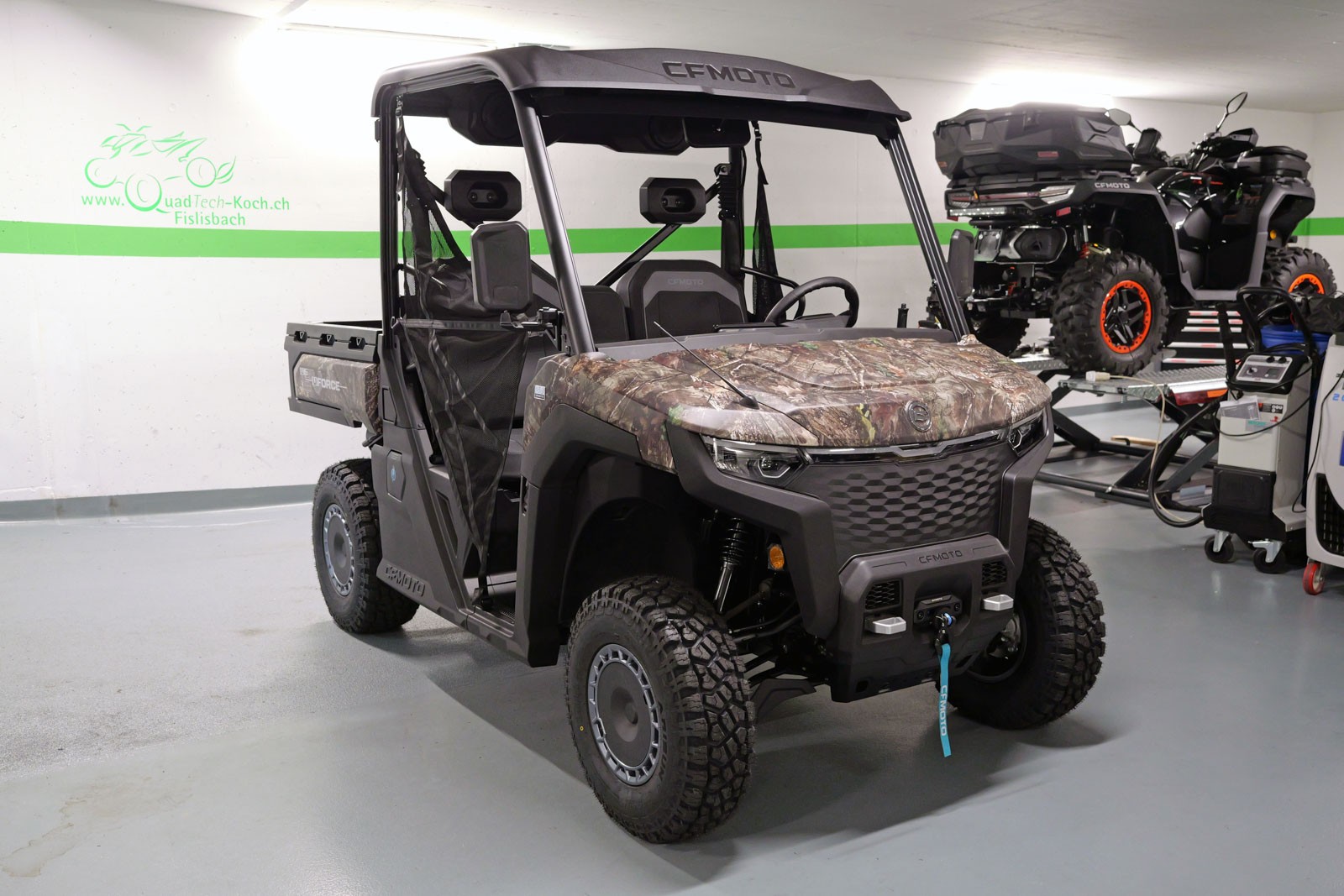 CF MOTO UFORCE U6 EV