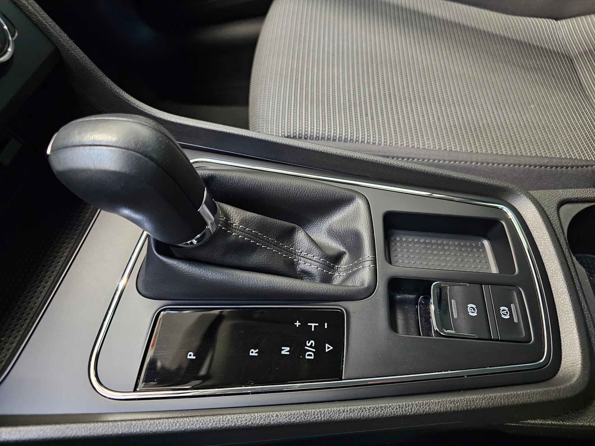 SEAT Leon ST 1.0 Ecomotive TSI Style DSG-image-21