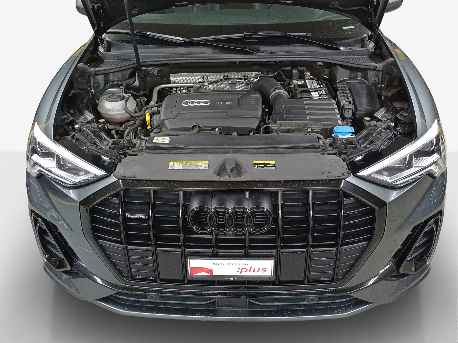 AUDI Q3 45 TFSI S line quattro S-tronic-image-14