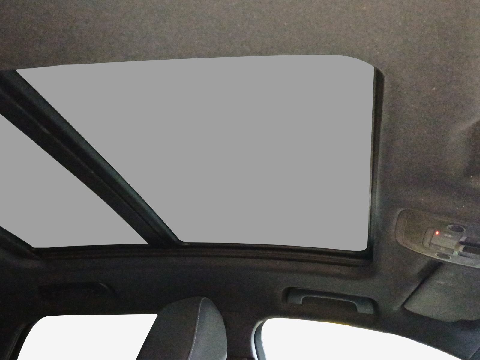 AUDI Q3 45 TFSI S line quattro S-tronic-image-13