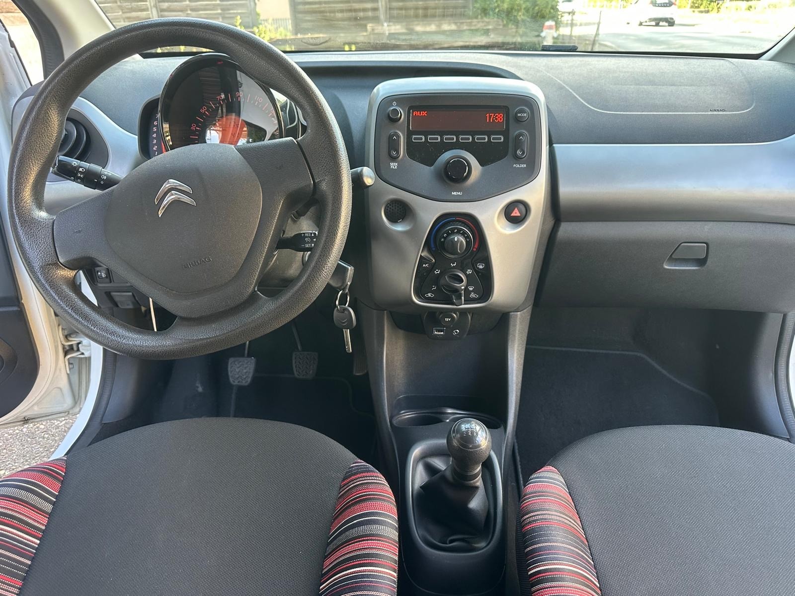 CITROEN C1 1.0 VTi Feel-image-7