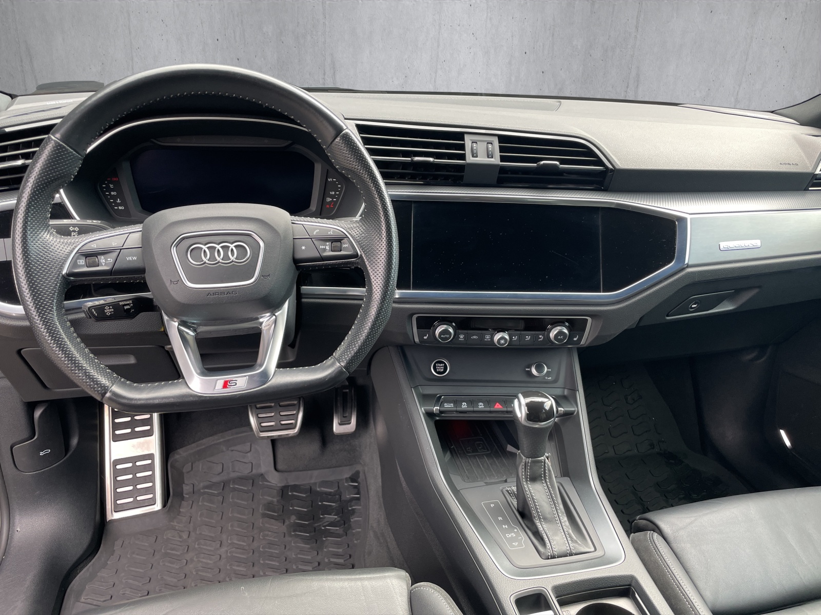 AUDI Q3 Sportback 40 TDI S line Attraction quattro S-tronic-image-9