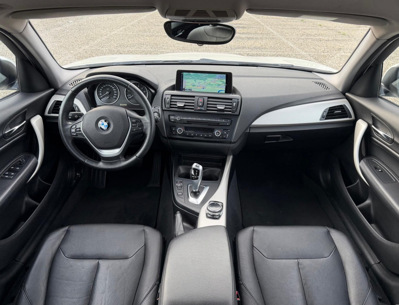 BMW 116i Steptronic-image-9
