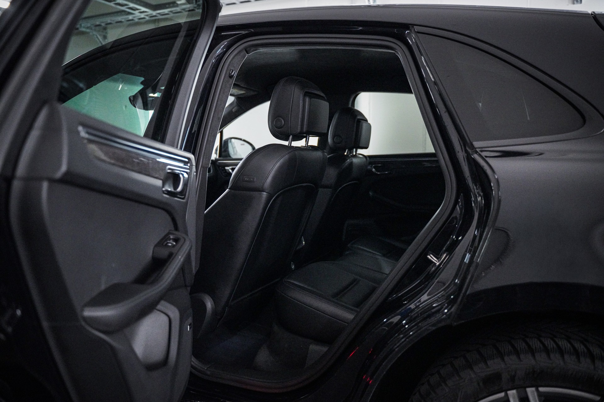 PORSCHE Macan Turbo PDK-image-7