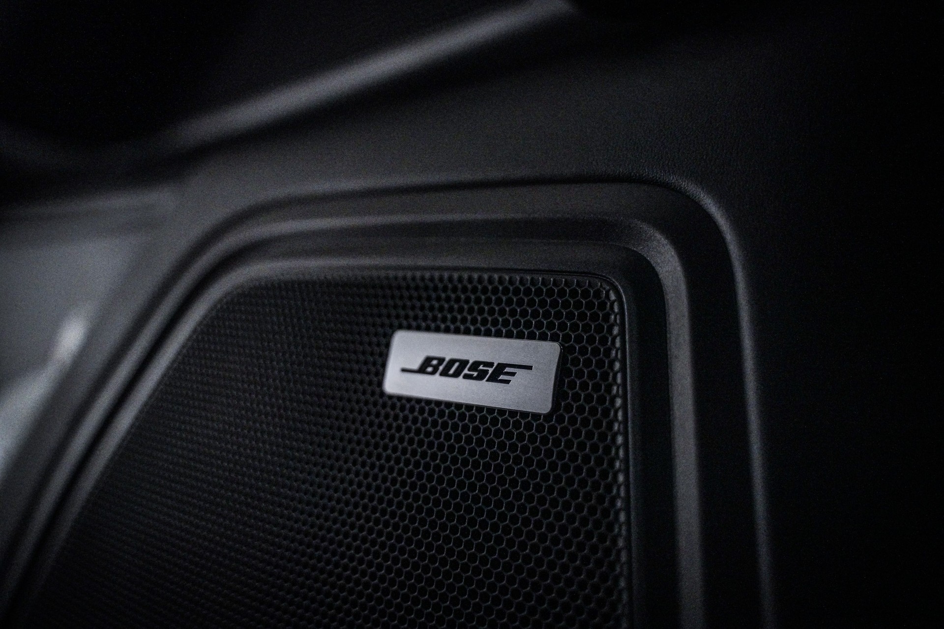 PORSCHE Macan Turbo PDK-image-14