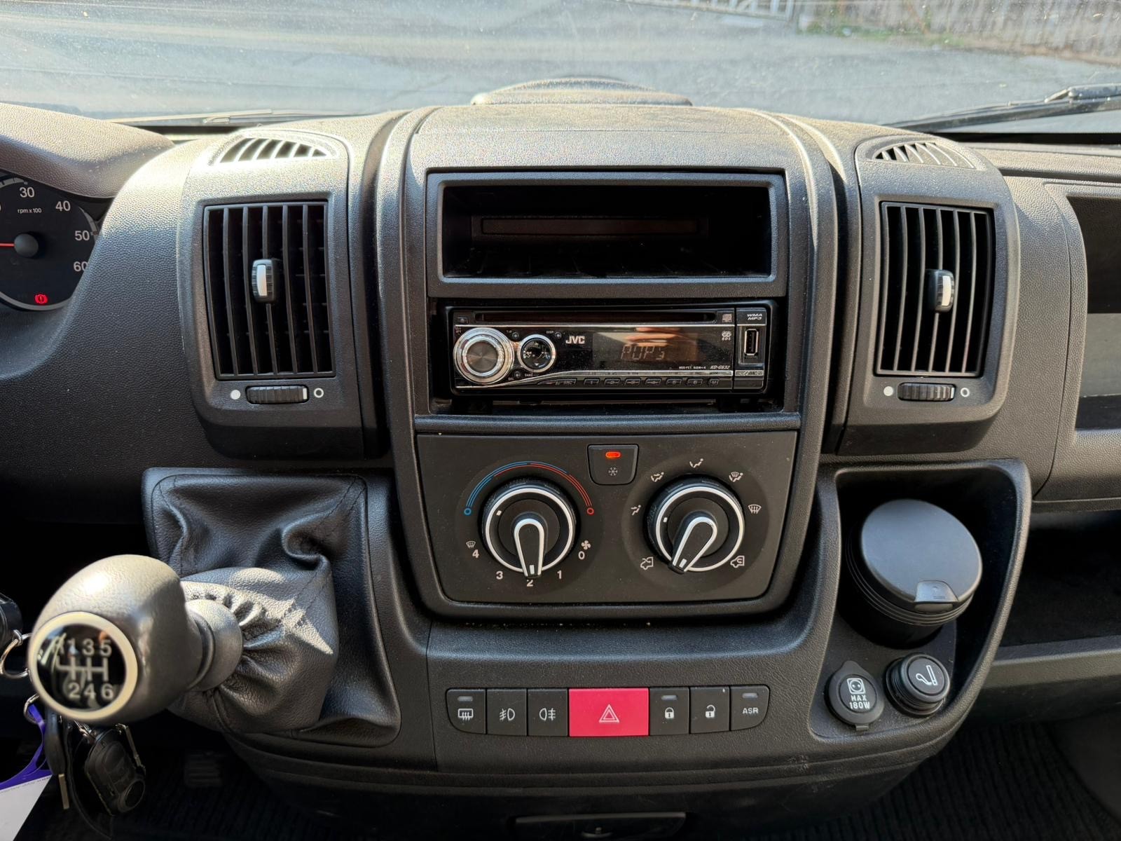CITROEN Jumper 2.2 HDi 33 L2H2-image-12
