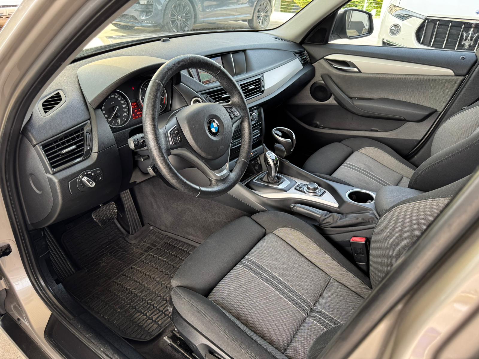 BMW X1 sDrive 20d Steptronic-image-9