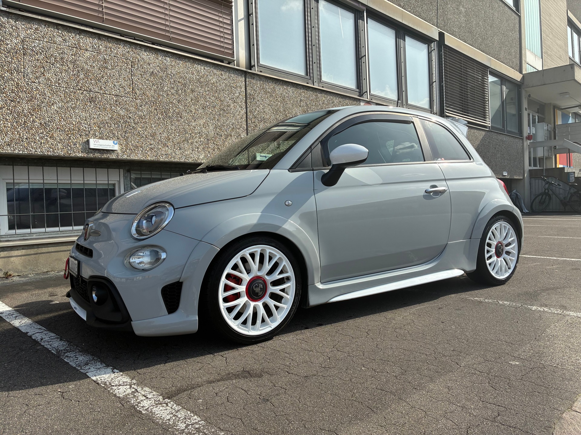 FIAT 500 Abarth-image-1