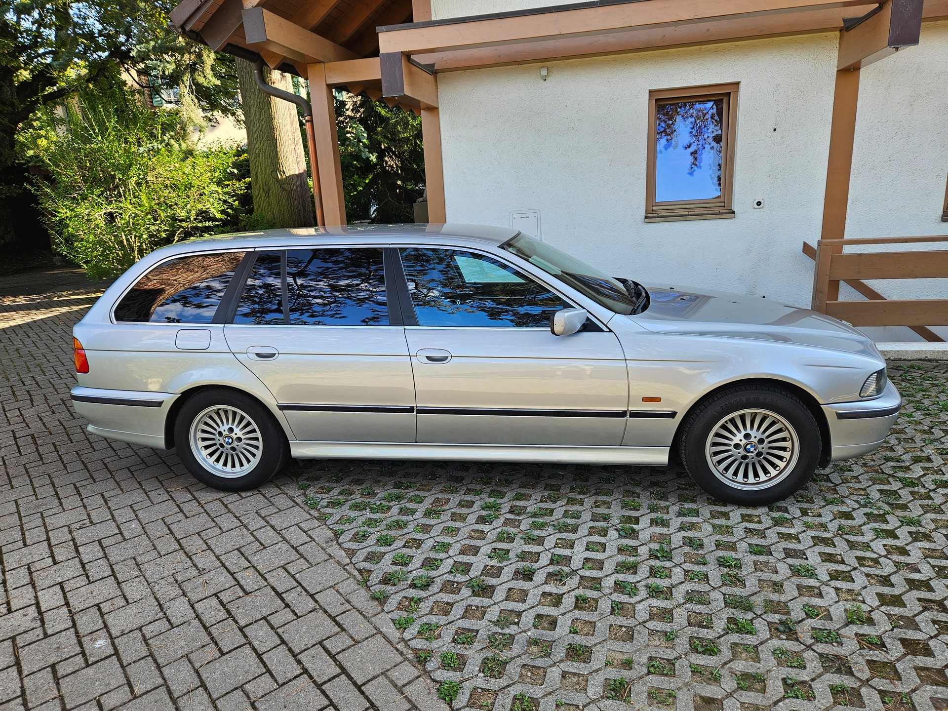 BMW 540i ABS dAiB-image-0