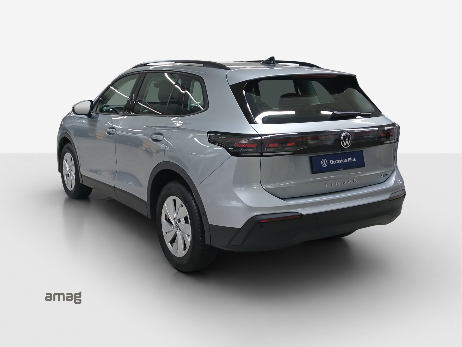 VW Tiguan 2.0 TSI DSG Life 4Motion-image-2