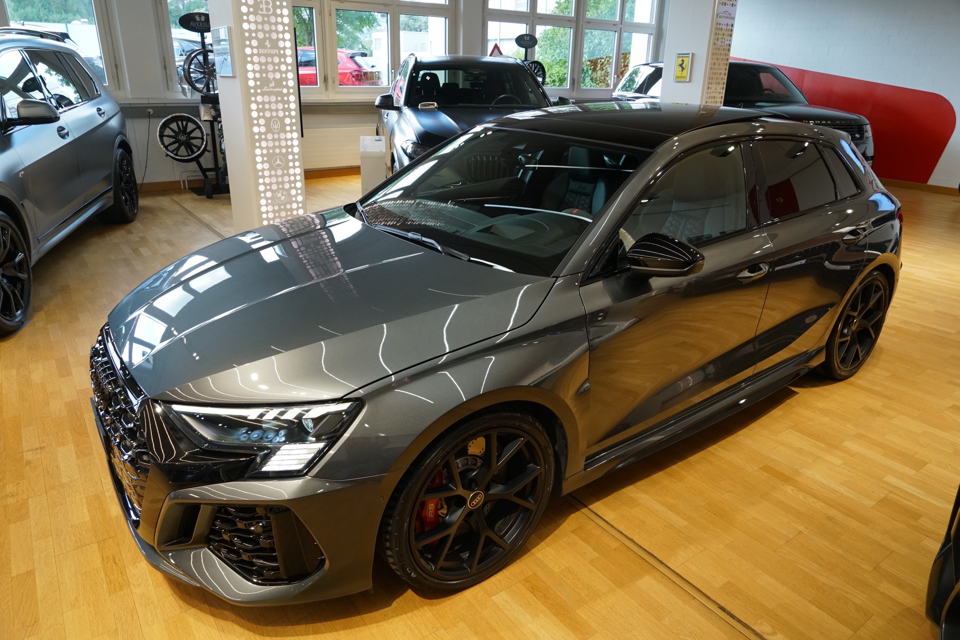 AUDI RS3 Sportback 2.5 TSI quattro S-tronic-image-10