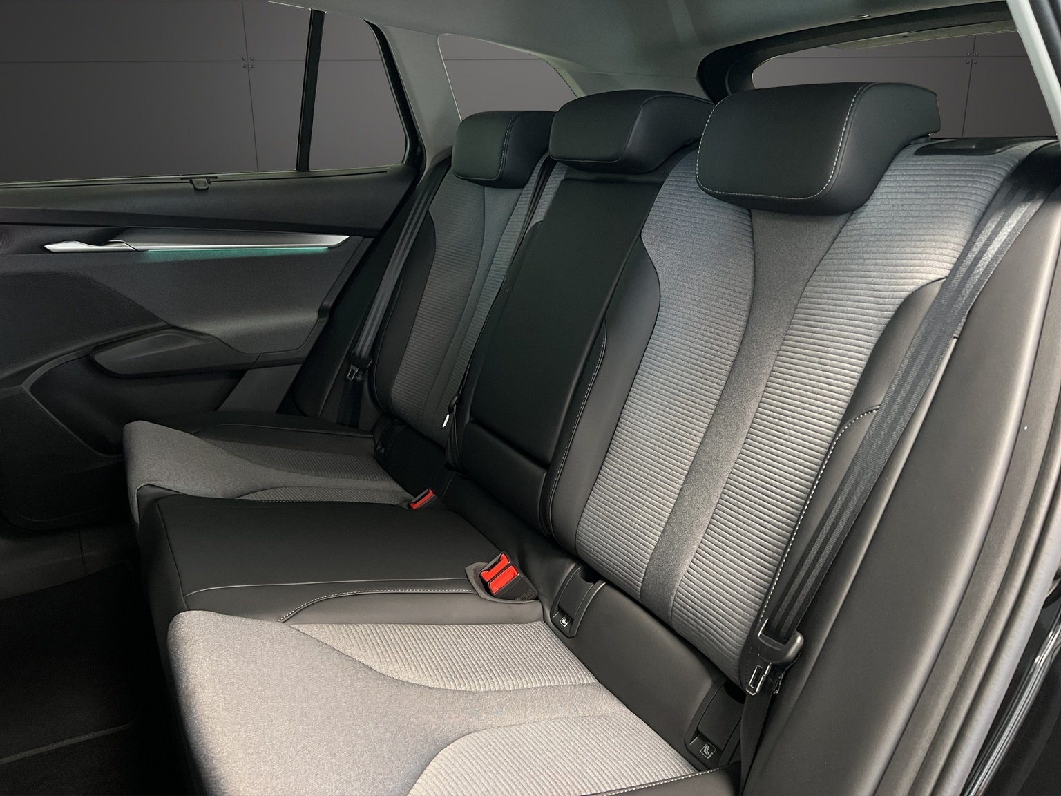 SKODA Enyaq 85 Dynamic-image-7