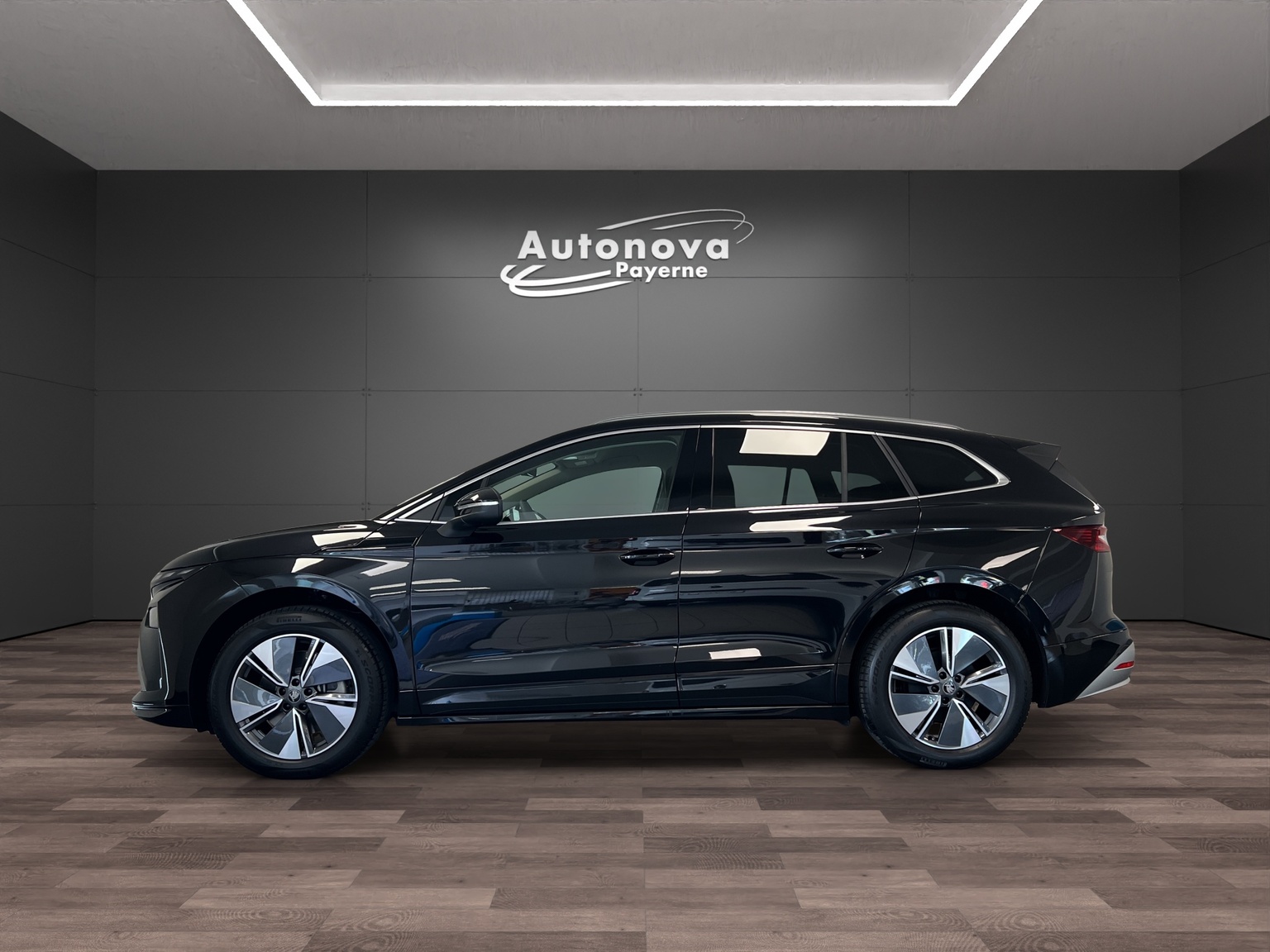 SKODA Enyaq 85 Dynamic-image-2