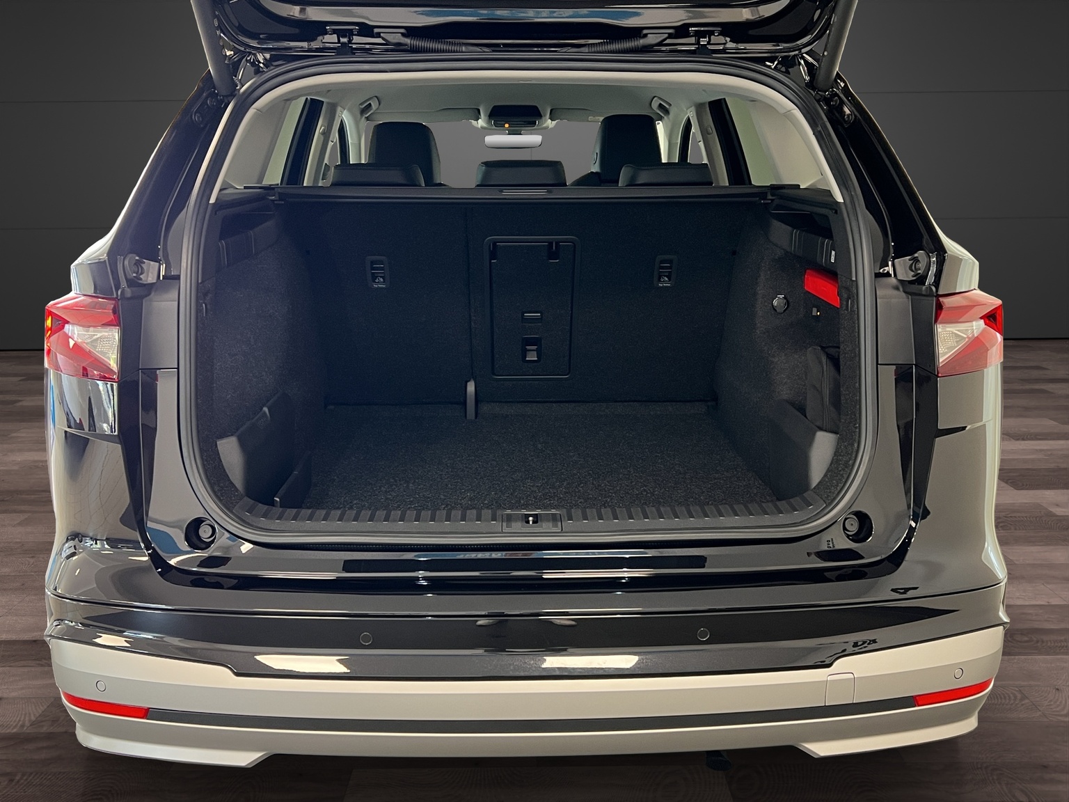 SKODA Enyaq 85 Dynamic-image-11