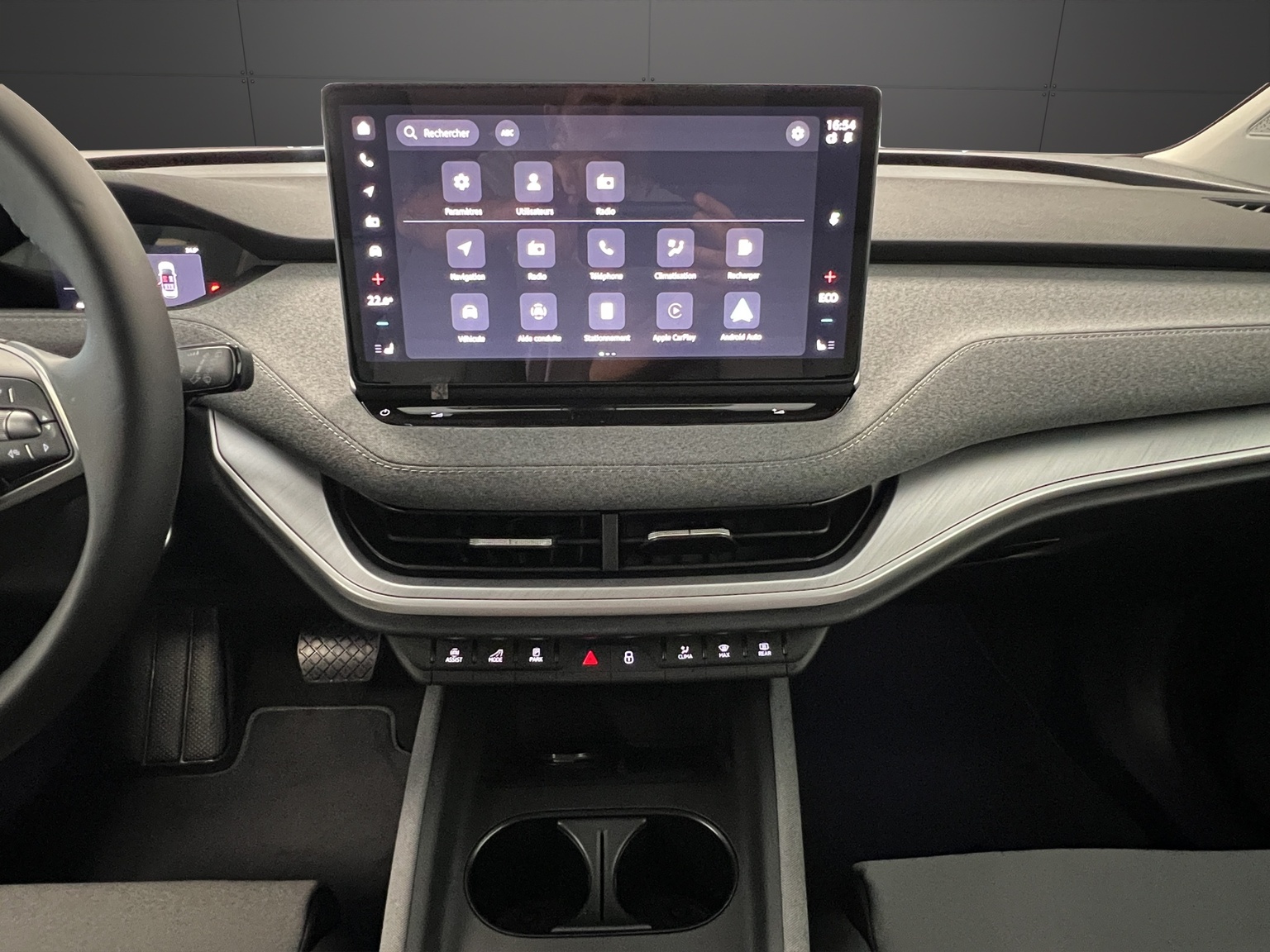 SKODA Enyaq 85 Dynamic-image-9