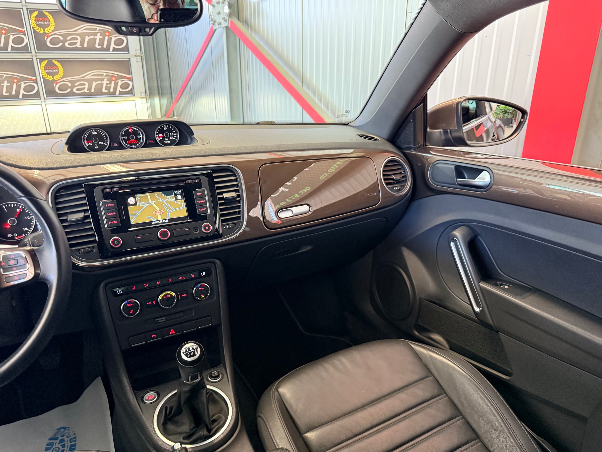 VW Beetle 1.4 TSI Design-image-11