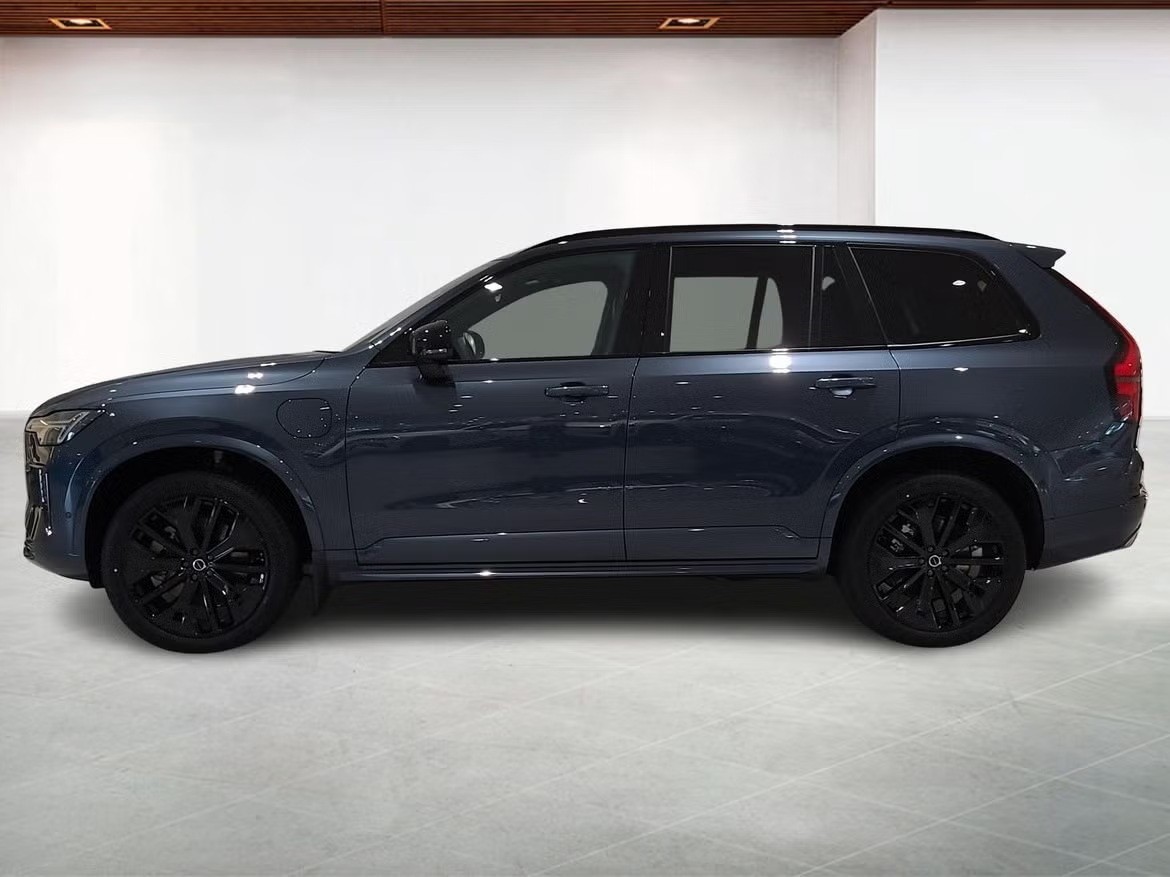 VOLVO XC90 T8 AWD PluginHybrid Black Edition Geartronic-image-2