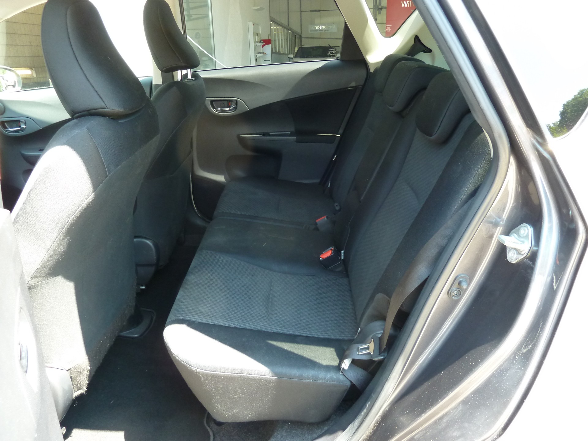 TOYOTA Verso-S 1.33 Linea Sol-image-12