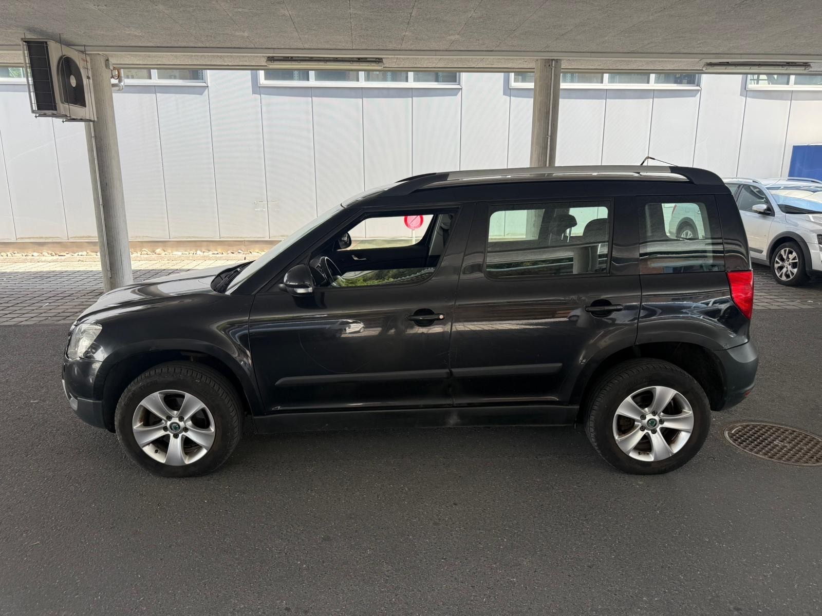 SKODA 2.0 TDI 140 Ambition 4x4-image-1