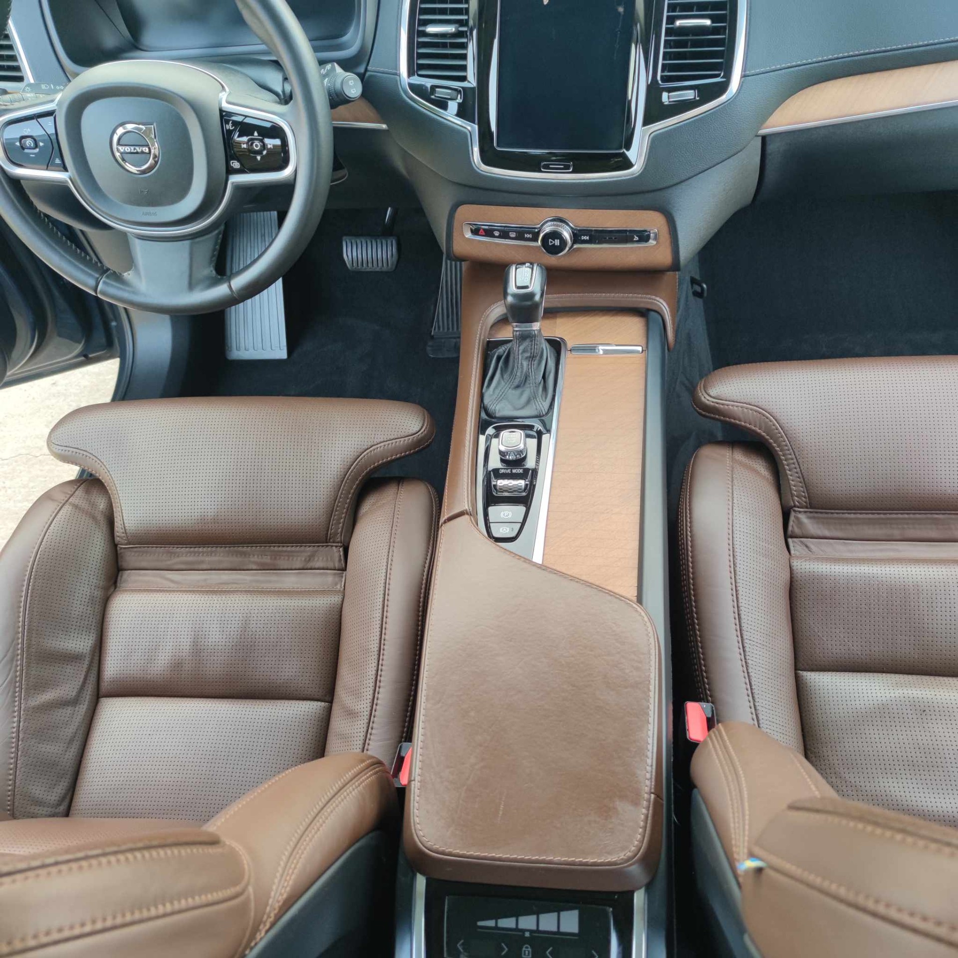 VOLVO 2.0 D5 Inscription 7P. AWD-image-3